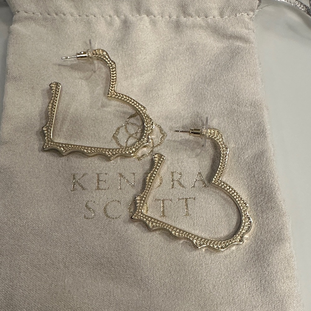 Kendra Scott Gold Sophee Heart Hoop Earrings